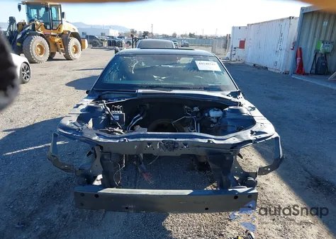 2015 Chevrolet Camaro Zl1 z USA, uszkodzony, nr VIN 2G1FM1EP1F9801215